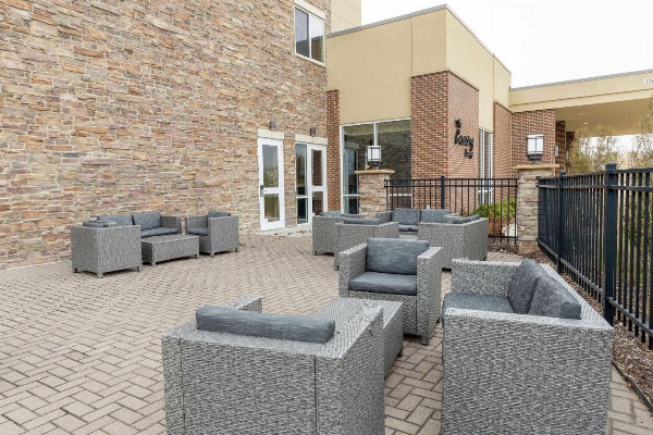 Hilton Garden Inn West Des Moines image 3